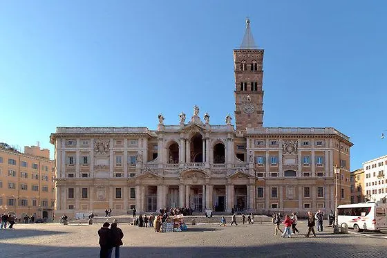 Отель Domus Romana 4*